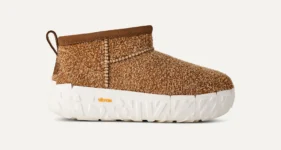 UGG® Men's Classic Ultra Mini Wrap Tech Suede